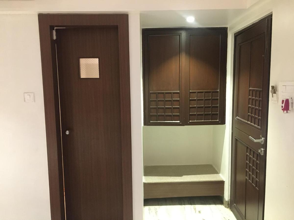 Вілла Pravasi Residency Тхане Екстер'єр фото